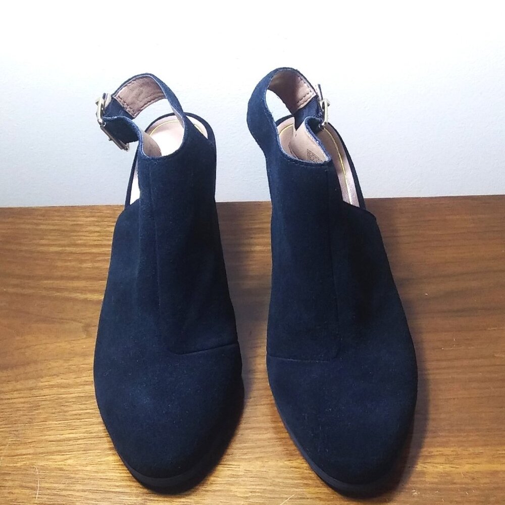 Vionic Lacey Tortoise black suede high heel slingback shoes. Size 9 USA. 3 1/2"